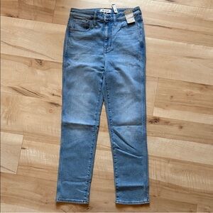 ✨NWT✨Madewell Curvy Roadtripper Stovepipe Jean, Size 28